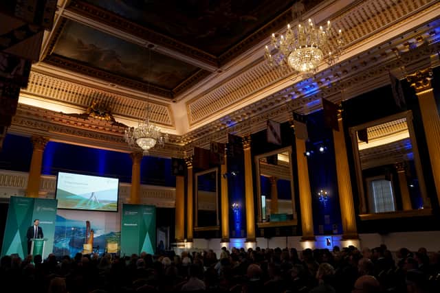 Mr Varadkar said he firmly believed that all-island initiatives and east-west cooperation could improve business, trade and innovation.
