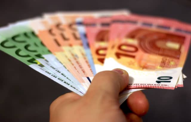 The top TikTok trends that could save you €100s in 2024