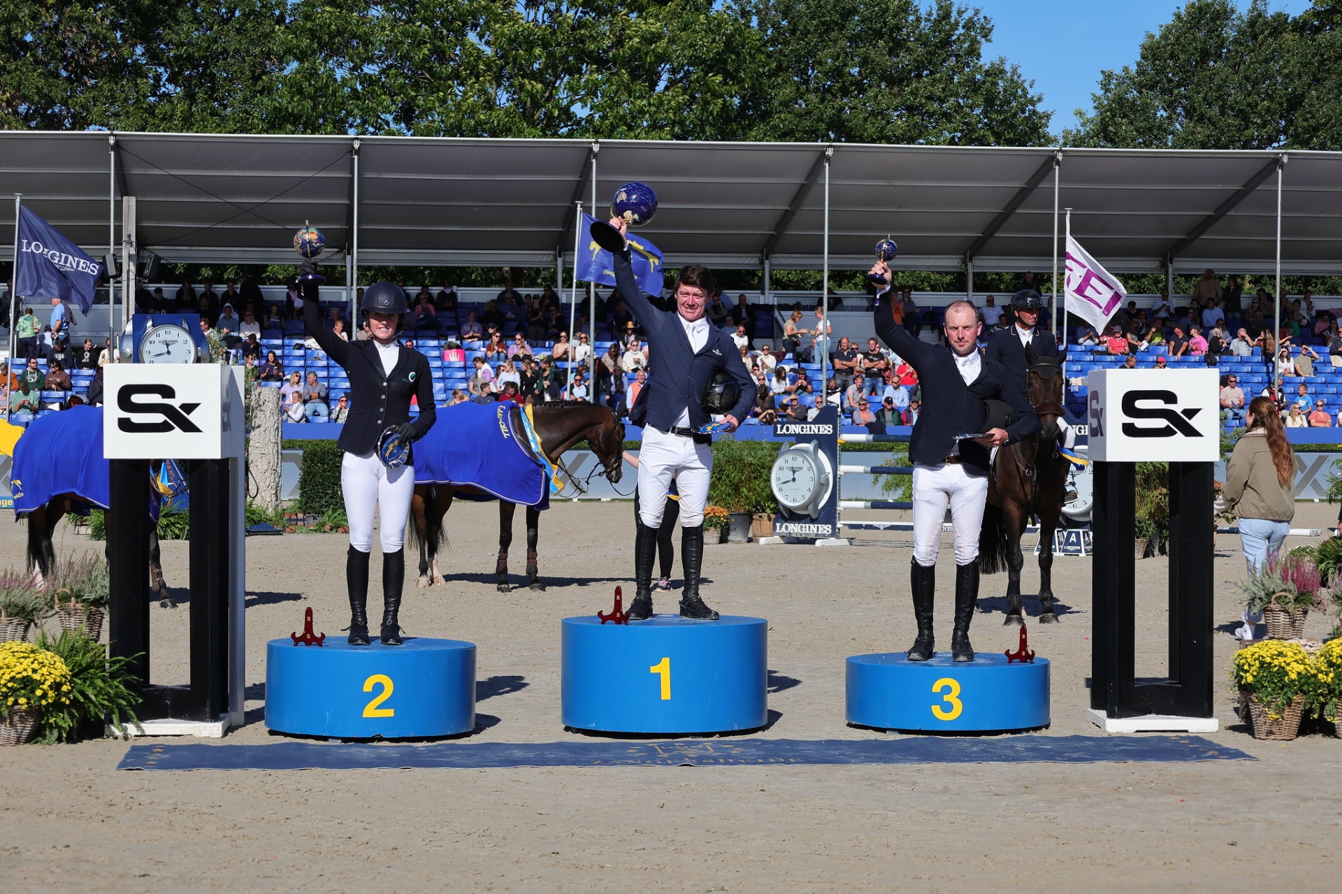 Niamh McEvoy, Mikey Pender and Ger O Neill made it an all Irish podium