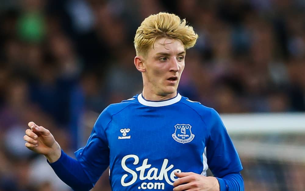 Chelsea have had a bid in the region of £45m for Anthony Gordon turned down by Everton.