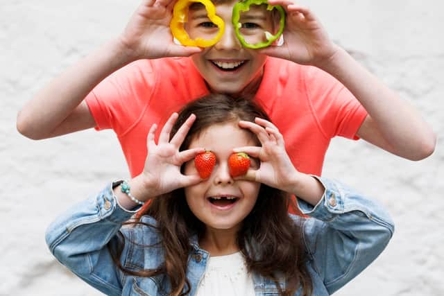 Of this, €159 (21%) was spent on foods like biscuits, crisps and chocolate; while €49 (6.6%) was spent on fruit and €37 (5%) on vegetables. This is an increase in spend on treats compared to previous campaign research, which showed that families spent on average 19% of their food budget on treat foods, 10% on fruit and 7% on vegetables.