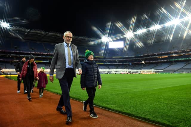 'Ireland Lights Up (ILU)' encourages local GAA clubs across the 32 counties to turn on their floodlights and open their walking tracks to allow communities to come together to walk and talk in a safe environment during the long dark evenings of winter.