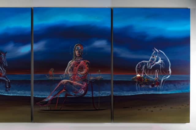 She told Ryan Tubridy that the three-part portrait represents the past, present and future, with each element, especially the horses, one black and one white, representing parts of her life, including a car crash which happened before she developed cancer.