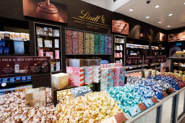 The pop up-shop which will run for a limited time, will offer an array of premium confectionery favourites from Lindt including assorted bars, sharing boxes and beautifully packaged gifts.