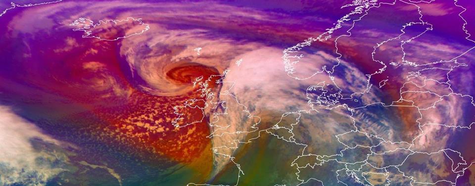An image of the storm passing by Ireland on Friday (Credit: Carlow Weather)