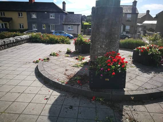 A picture of the act of vandalism (Credit: It's All About Carlow)