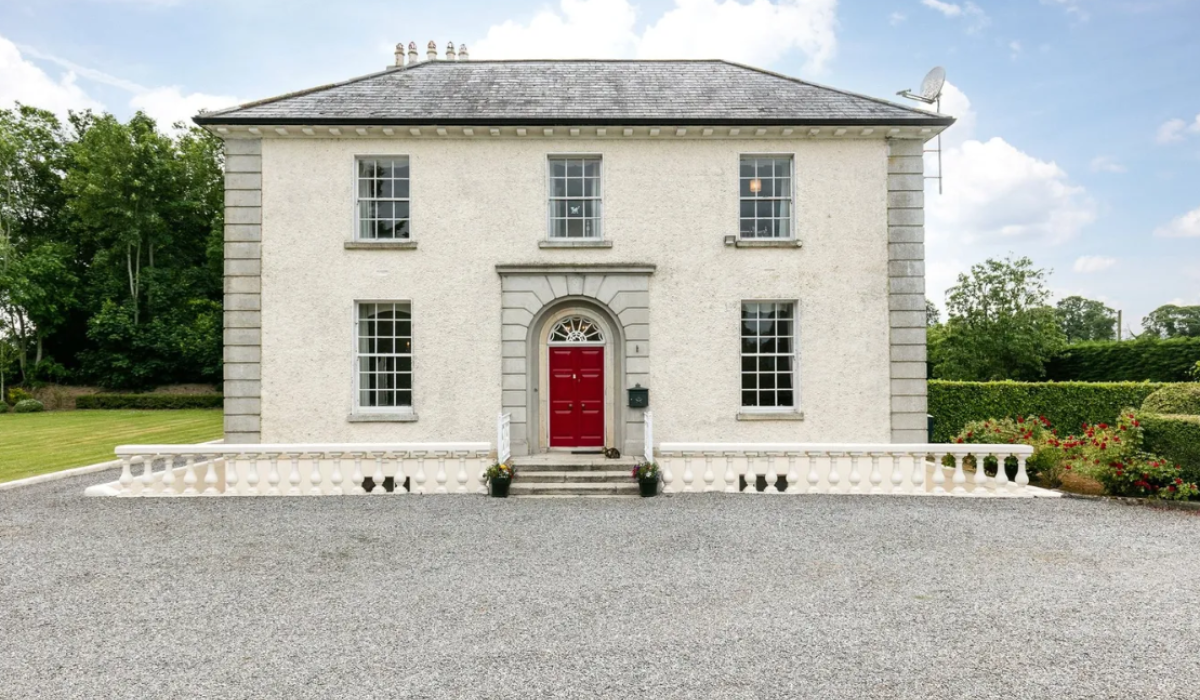 PROPERTY WATCH Extraordinary detached 5bed mansion in Carlow enters