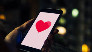 Gardaí advise people in Carlow to be aware of 'Romance' fraud ahead of Valentine's Day