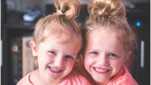 Paediatric Sleep Consultant gives Carlow parents the gift of sleep to celebrate National Twins Day
