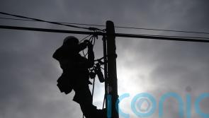 Thousands of homes remain without power after heavy winds hit Ireland