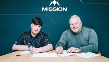 Young Carlow star's darts dream takes big step with major deal after breakout year