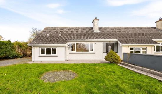 PICTURES: Lovely three bed bungalow now up for grabs in Carlow for less than you'd think