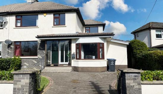 PICTURES: Ideal 6/7 bedroom home for sale at sought after Carlow spot for &euro;385,000