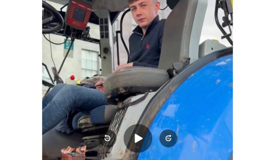 Young Carlow farmer sleeps overnight in tractor amid fuel protests nationwide