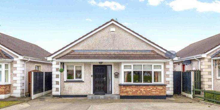 PICTURES: Gorgeous bungalow now on the market in Carlow with added bonuses