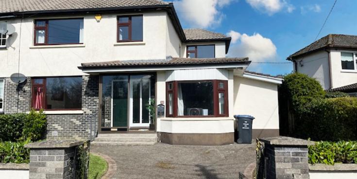 PICTURES: Ideal 6/7 bedroom home for sale at sought after Carlow spot for &euro;385,000