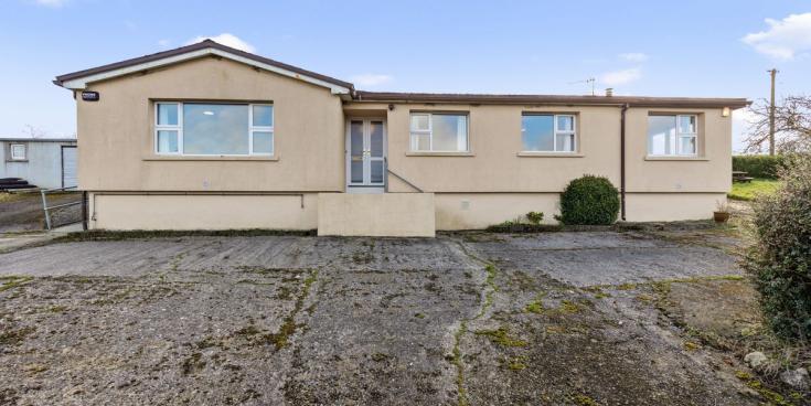 PICTURES: Ideal cottage on the outskirts of Carlow village on sale for &euro;290,000