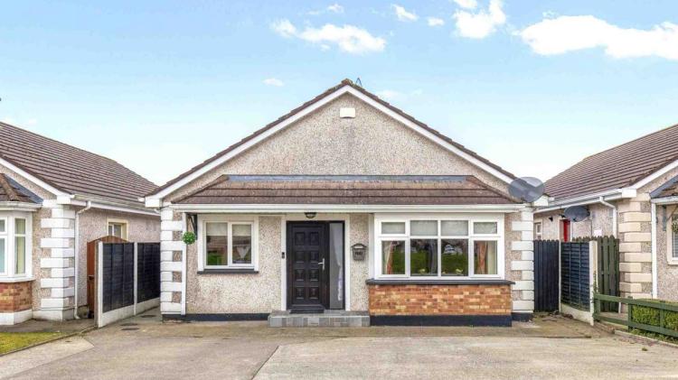 PICTURES: Gorgeous bungalow now on the market in Carlow with added bonuses