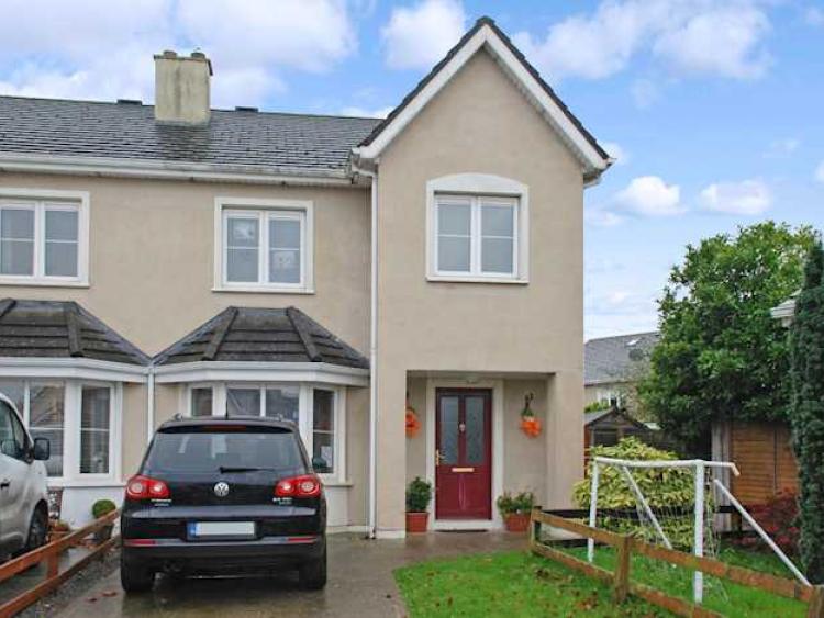 Carlow home sells for reserve price of €150,000 as part of BidX1's