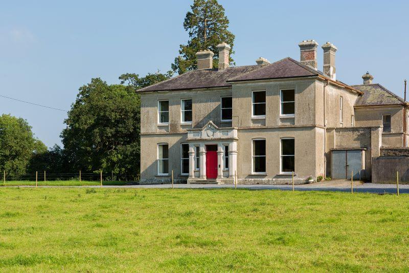 Contents of Viewmount House, Paulstown   go under the hammer at Donohoe's Goresbridge next Monday