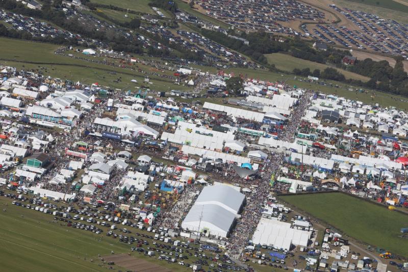 Record number of 216,000 visitors attend first two days of #Ploughing19