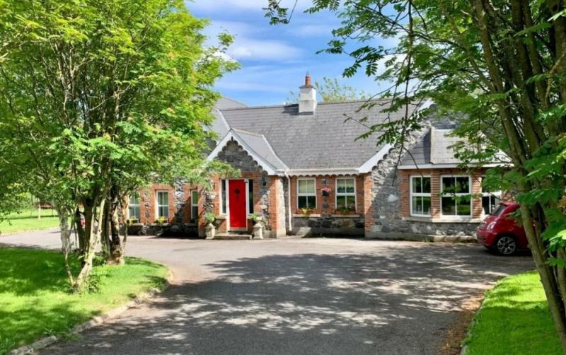 LAOIS PROPERTY WATCH: Picturesque Laois home oozing traditional charm attracting online attention