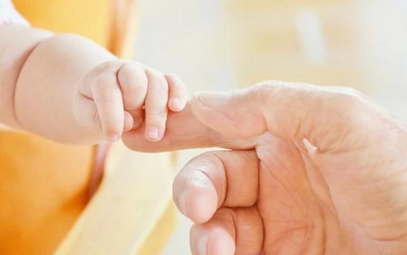 California couple sue IVF clinic after being given the wrong embryo