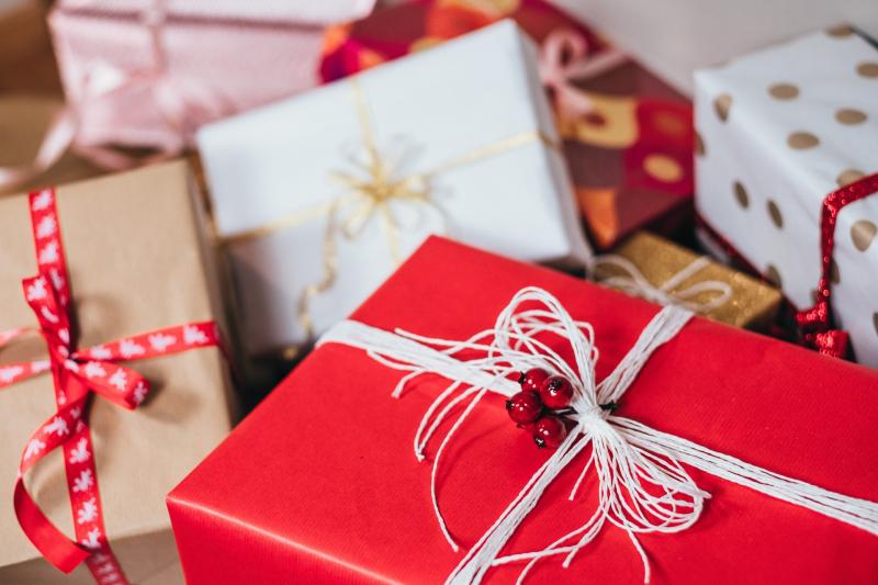 Carlow shoppers encouraged to give a gift that means more this Christmas by Oxfam Ireland