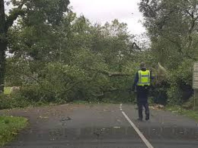 ALERT: Storm Ophelia deaths serve as chilling warning to others during Storm Éowyn