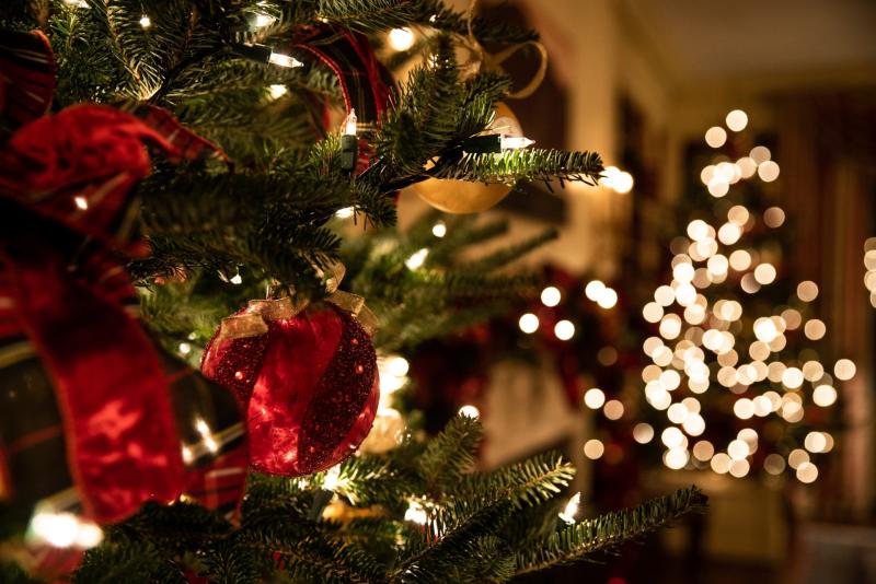 POLL: When will you take down your Christmas decorations? 