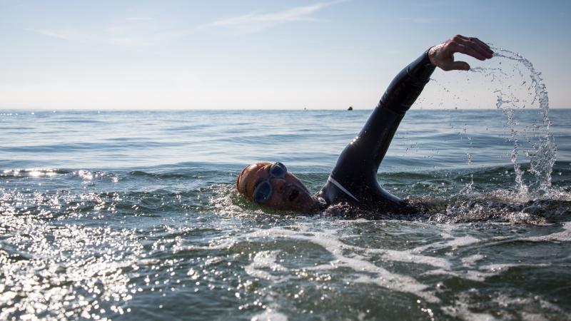 Carlow swimmers warned of cold-water shock risk as temperatures soar
