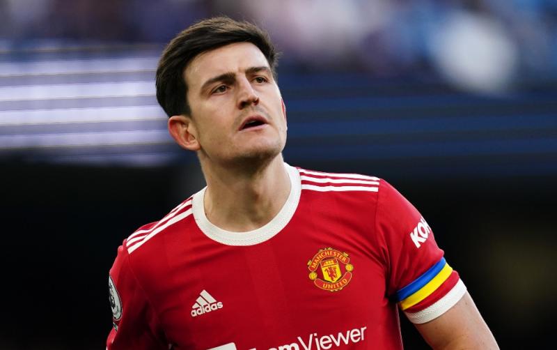 Manchester United defender receives bomb threat