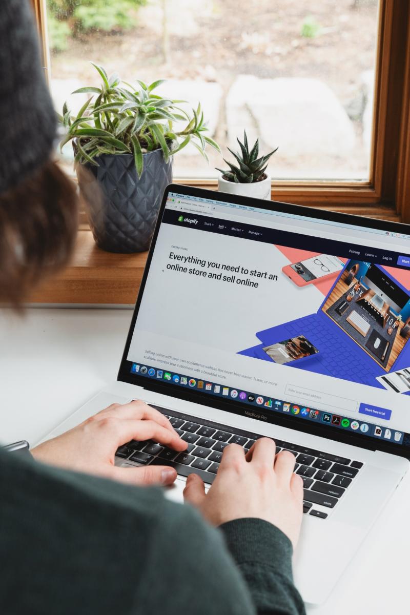 Carlow retail businesses urged to apply for new round of funding to expand online offering