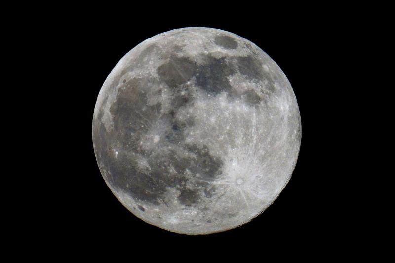 New source of water found in moon samples from space mission