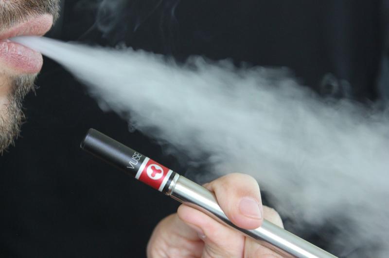 'We should go the full hog' - MEP calls for full ban on disposable vapes