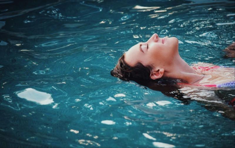 What's On: Swimming lessons in Carlow for women and teenage girls wanting to learn 