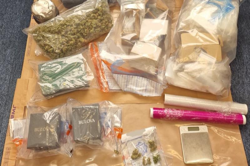 Garda&iacute; seize 'luxury car' and &euro;25,000 of suspected cannabis in search operation