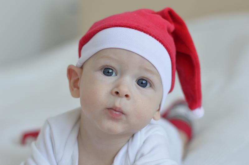 'Be extra careful' - Parents warned to keep kids away from certain batteries this Christmas