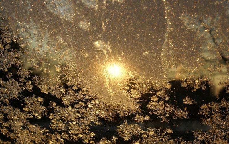 Carlow Weather: Cold and frosty at night with areas of dense fog in places