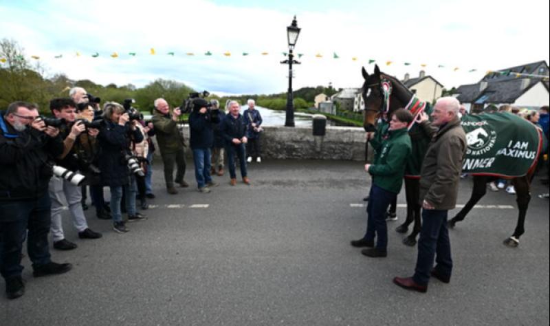 Watch: RTÉ Sport feature a Carlow Town on live news broadcast 