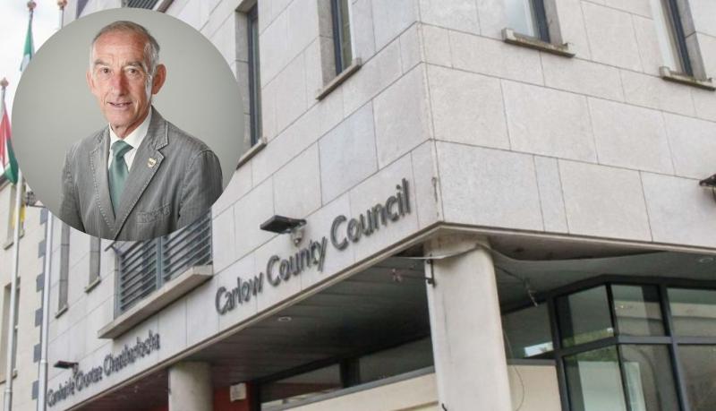 Carlow Council pay warm tributes to long serving councillors following retirement 