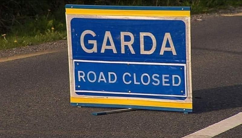 Major delays expected on N80 following single vehicle crash this morning 