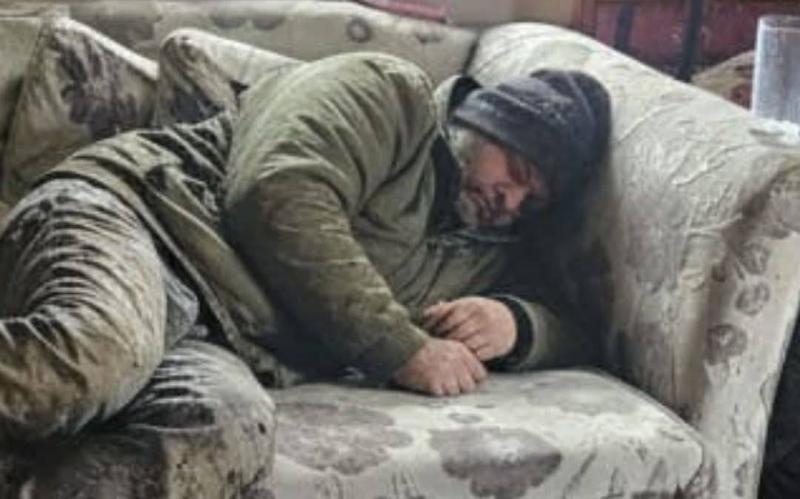 Bizarre garda alert after 'hysterical' woman rings station over strange man in house