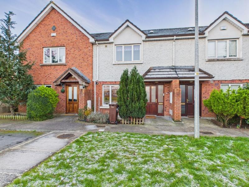PICTURES: Ideal three bed family home in prime location in Carlow hits the market 