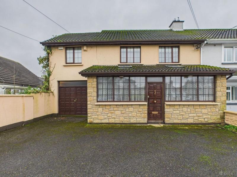 PICTURES: Gorgeous home in one of Carlow's most sought-after areas now on sale 