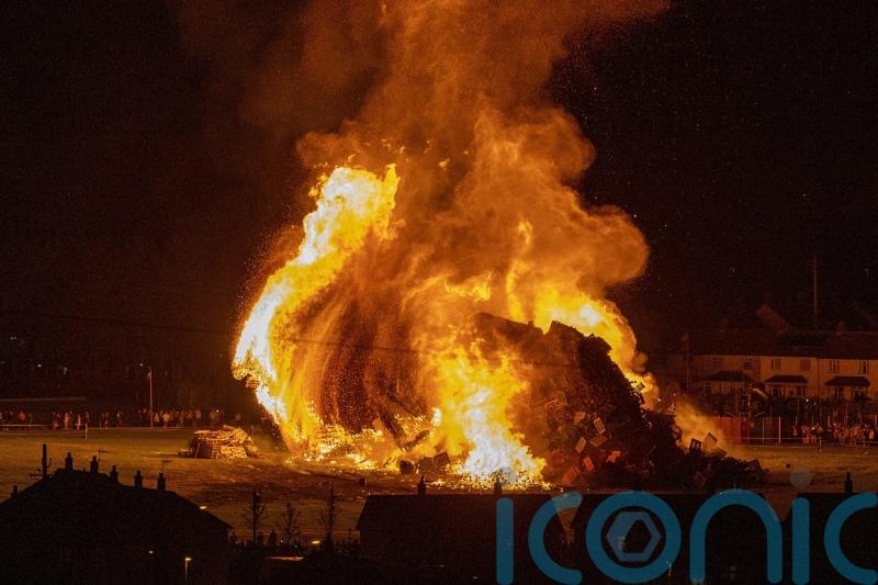 Leo Varadkar condemns burning of political leaders’ effigies on bonfire