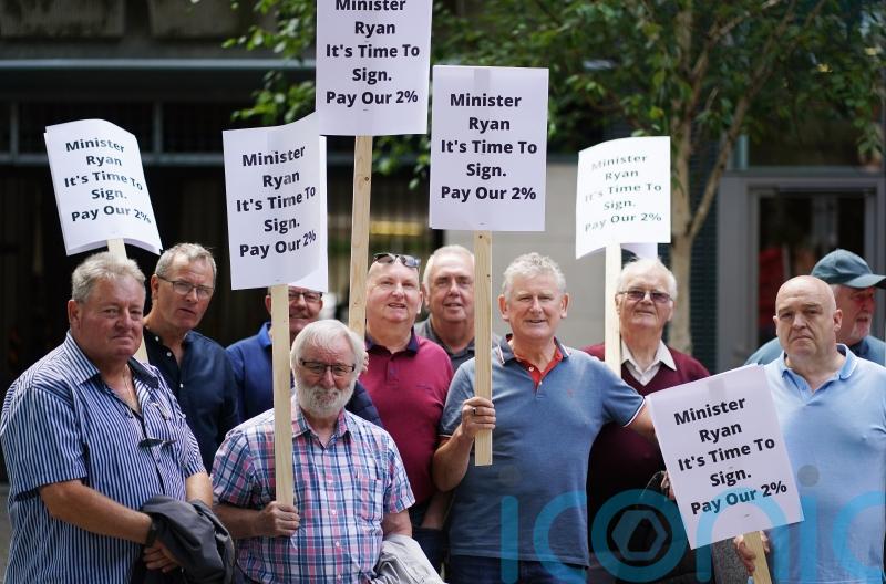 Delay in 2% pension increase for An Post workers in Carlow ‘immoral and unfair’