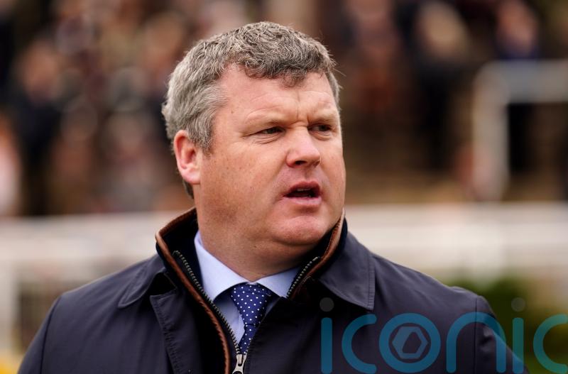 RACING: Elliott plays three aces in fascinating Grade Two at Naas