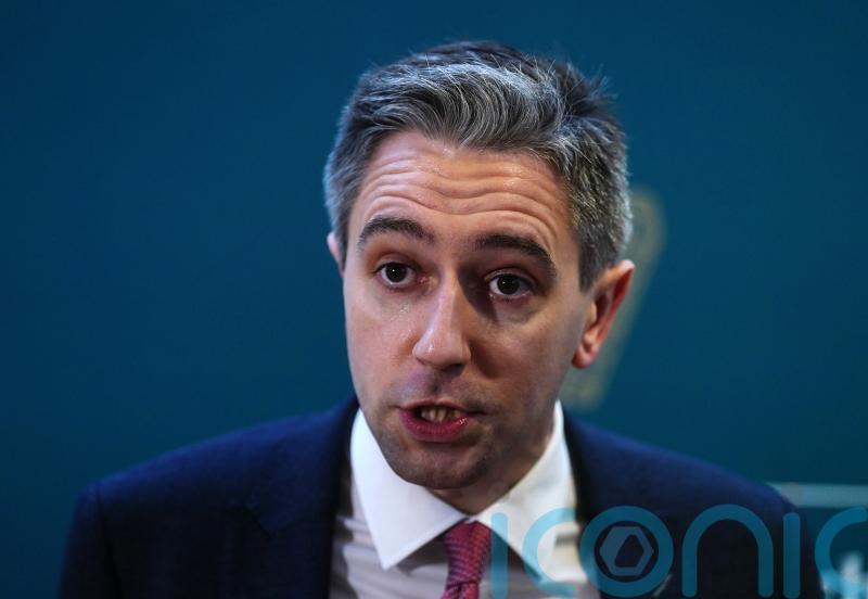 ‘Extremely challenging’ to provide accommodation for asylum seekers – minister