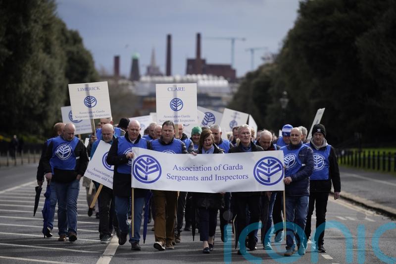 AGSI plans four further protest days and threatens ‘blue flu’ action